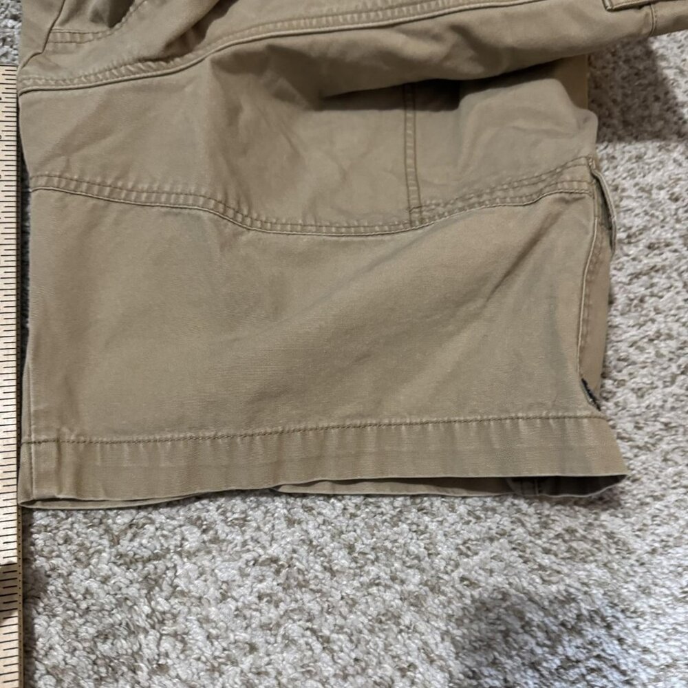 Men's Cargo Shorts - Khaki - Picture 9 of 10